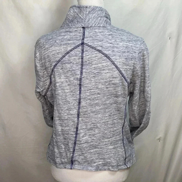 Chico’s Zenergy Heathered Blue Cotton Moto Style Sweatshirt Jacket Size Medium/8 - Picture 3 of 11